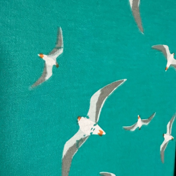 Lularoe Irma tunic seagulls birds - Picture 3 of 3